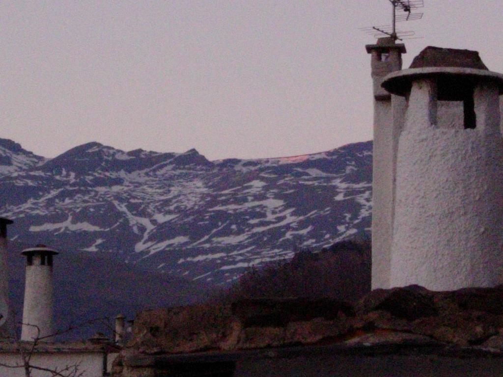 شقة La Ermita Del Poqueira Bubión الغرفة الصورة